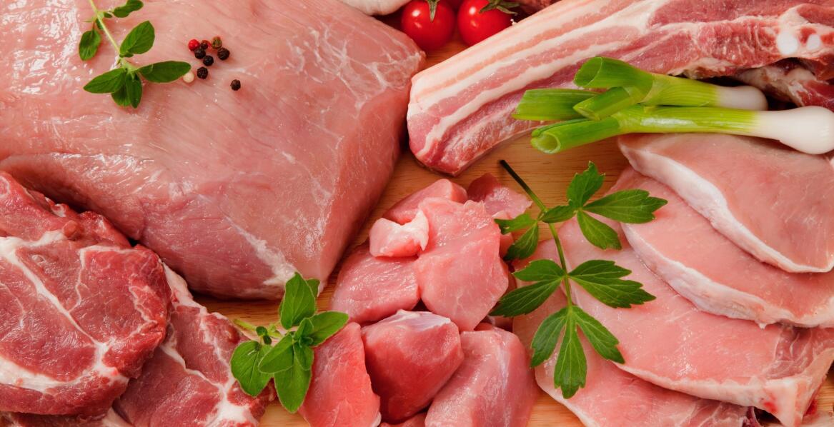 Jakie są kluczowe cechy wysokiej jakości wieprzowych uszu?