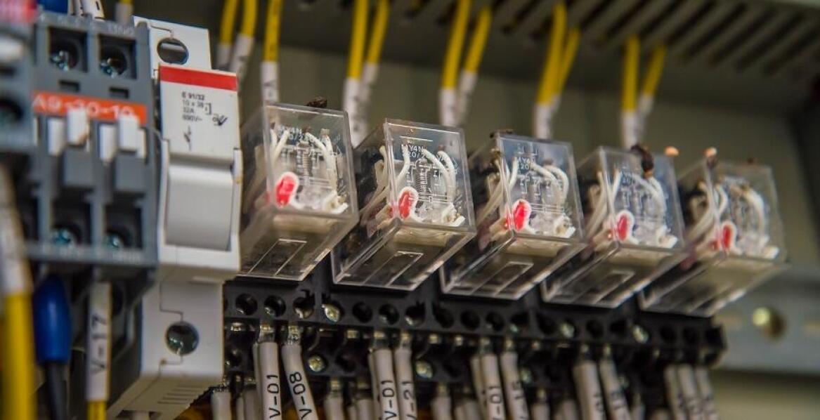 Jakie są najczęstsze problemy z przekaźnikami i jak ich uniknąć?