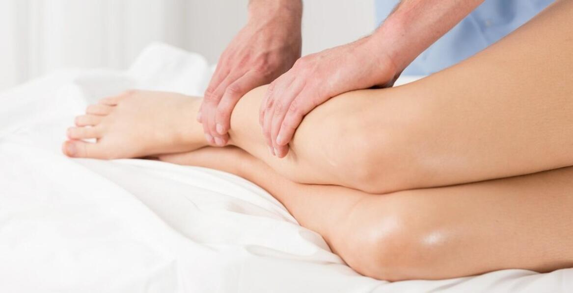 Jakie efekty przynosi stosowanie masażerów w terapii po urazach?