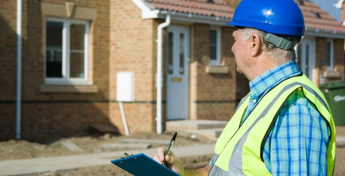 Rola regularnych przeglądów w utrzymaniu wysokiej jakości nieruchomości