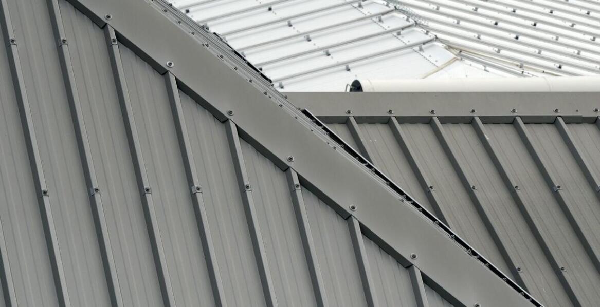 Efektywność energetyczna dachów z trapezową blachą T