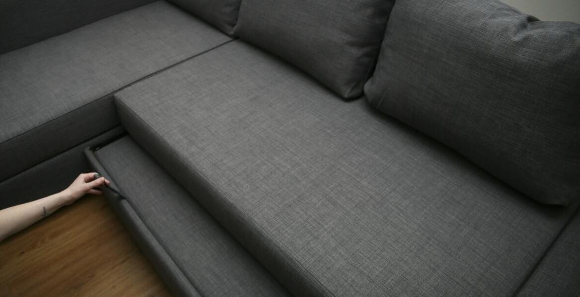 Komfort i styl – jak narożniki z funkcją spania wpływają na aranżację w salonie?