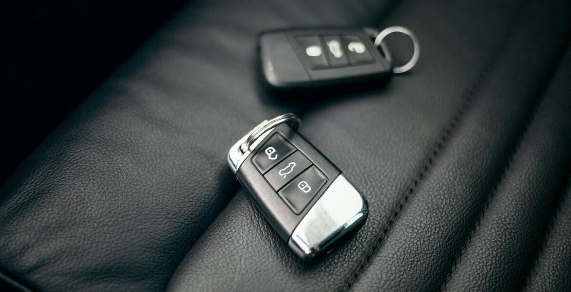 Zestaw do otwierania auta – kluczowy element w procesie tworzenia komfortowego wnętrza