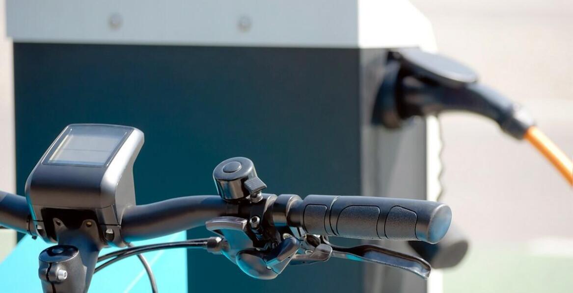 Innowacyjne technologie w rowerowych kierownicach – jakie korzyści przynoszą?