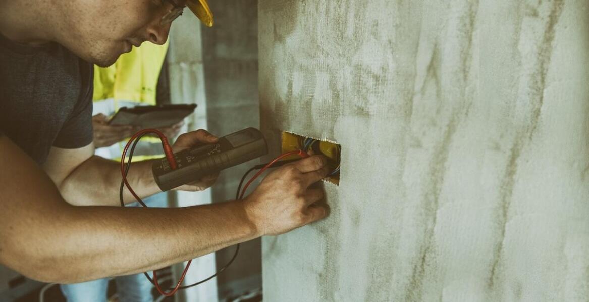 Analiza technicznego stanu budowli jako podstawa skutecznej izolacji przeciwwodnej