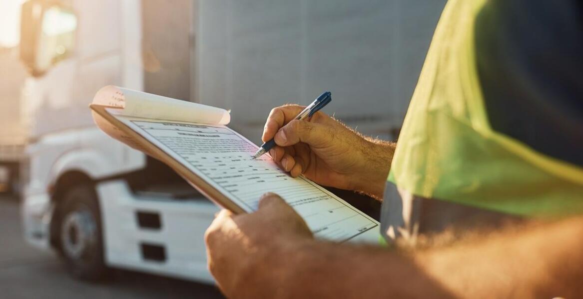 Jakie są najlepsze praktyki w zakresie protokołu niezgodności w transporcie?