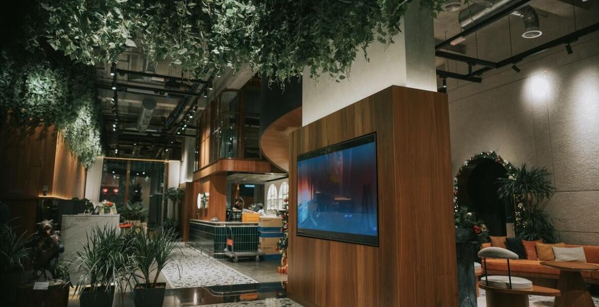 Wpływ konfiguracji telewizorów na marketing i promocję w hotelu