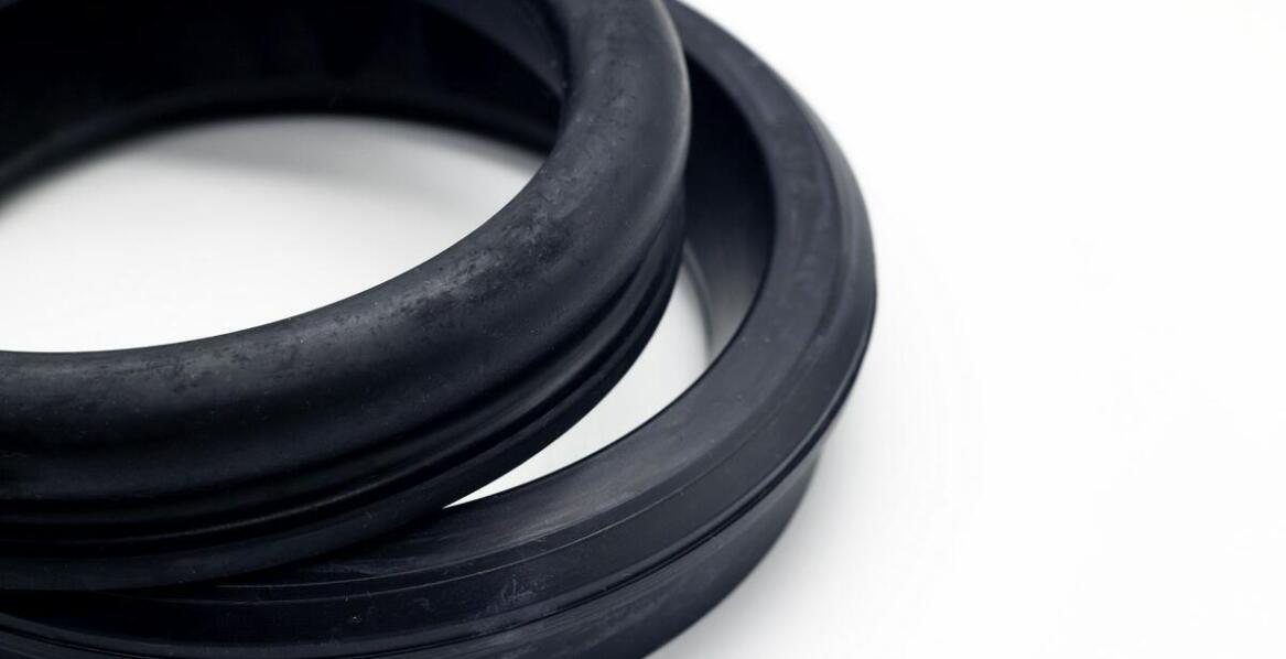 Uszczelki do maskujących listew: znaczenie dla estetyki pojazdów szynowych