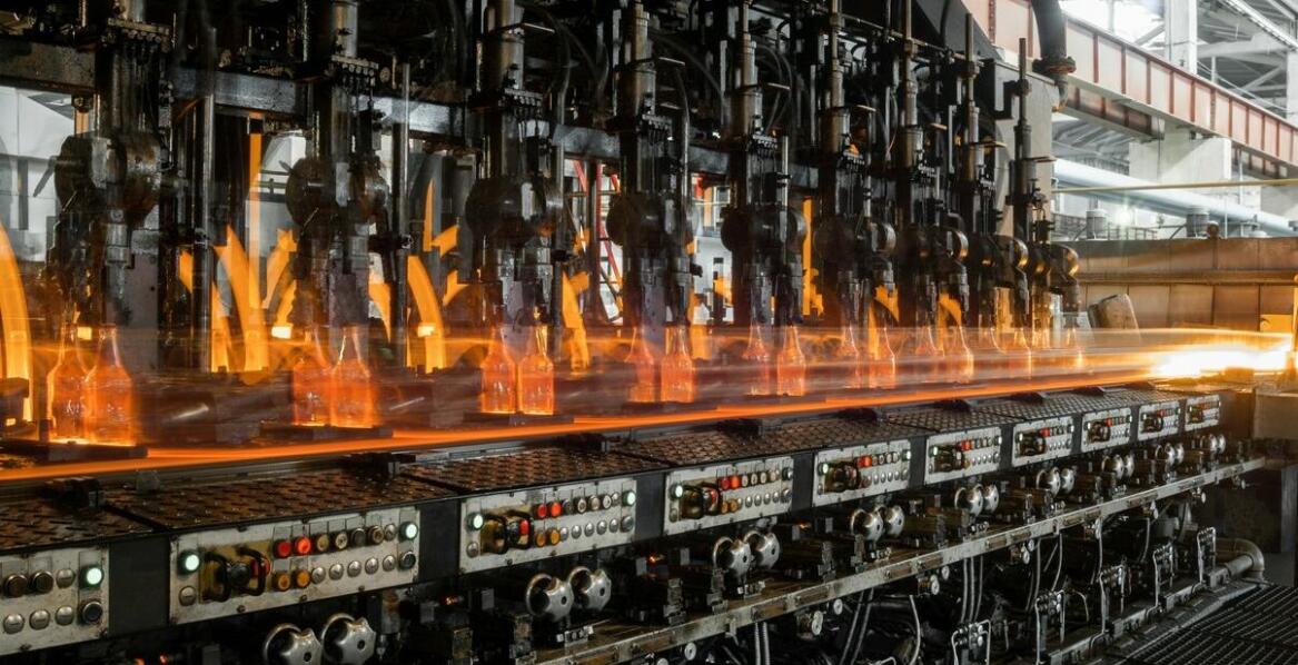 Surowiec do szyb: klucz do innowacji w produkcji szyb samochodowych