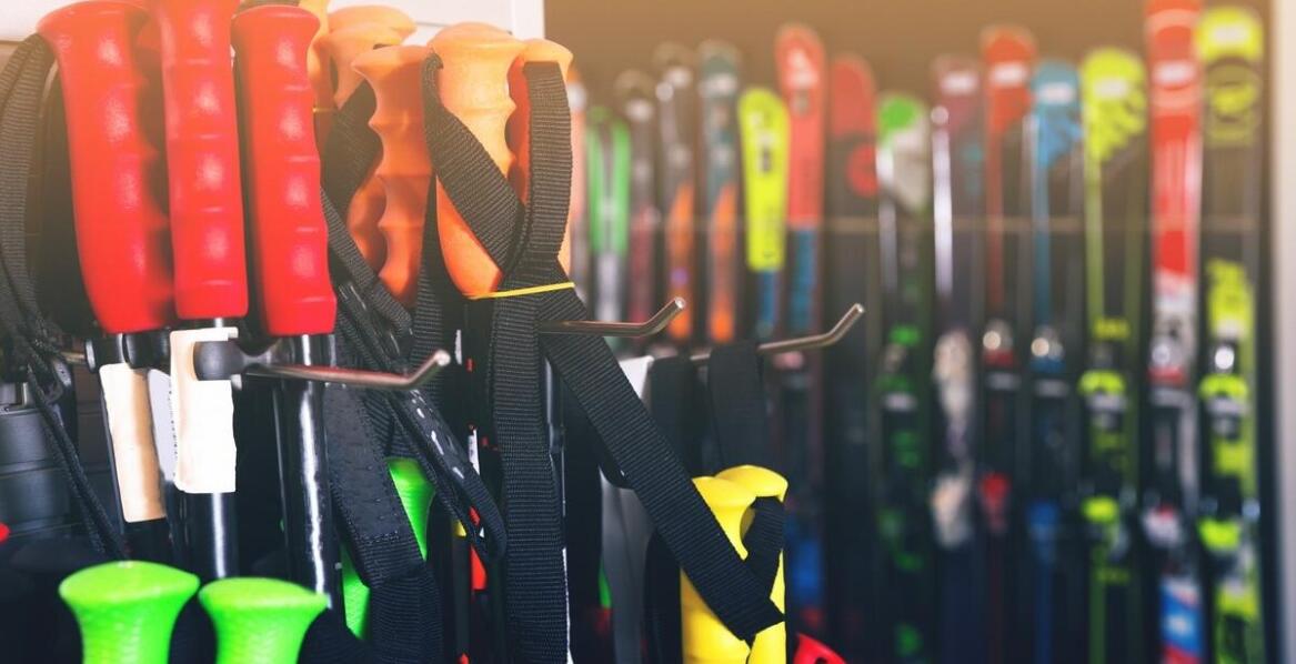 Jakie są korzyści z korzystania z naszych usług wynajmu sportowego sprzętu?