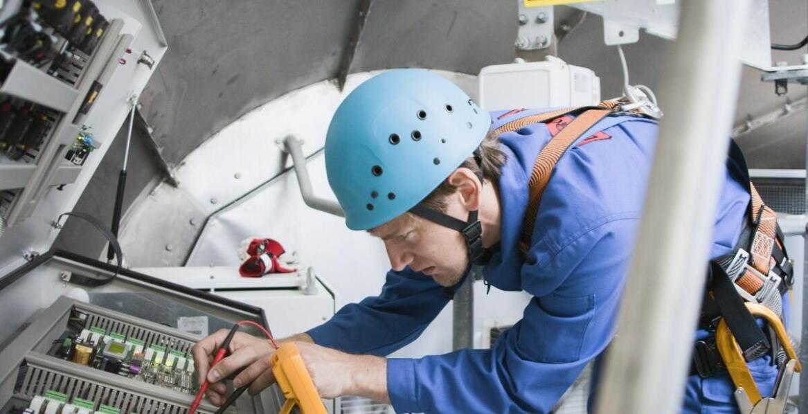 Jakie są kluczowe aspekty audytu utrzymania ruchu w przemyśle?