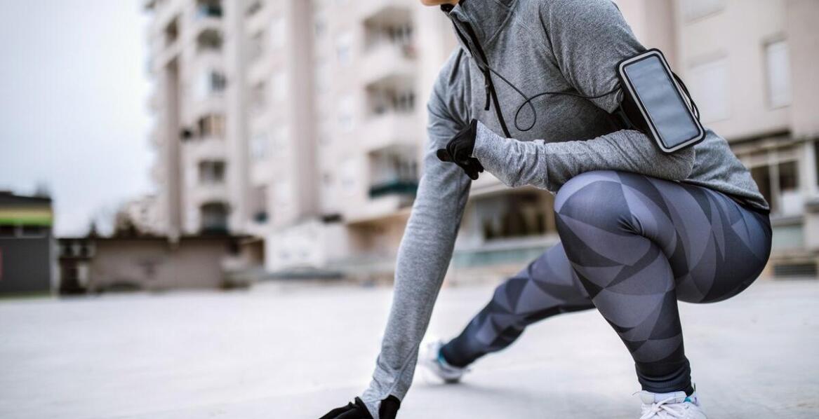 Dlaczego warto wybierać damskie legginsy do biegania z funkcją antyzapachową?