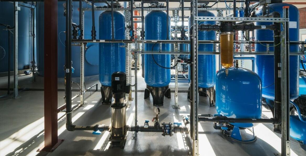 Kompleksowa obsługa w zakresie odbioru i przetwarzania ścieków pogalwanicznych.