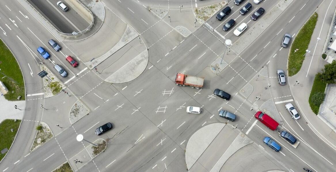 Jakie są najważniejsze zalety korzystania z usług transportu w Resku?