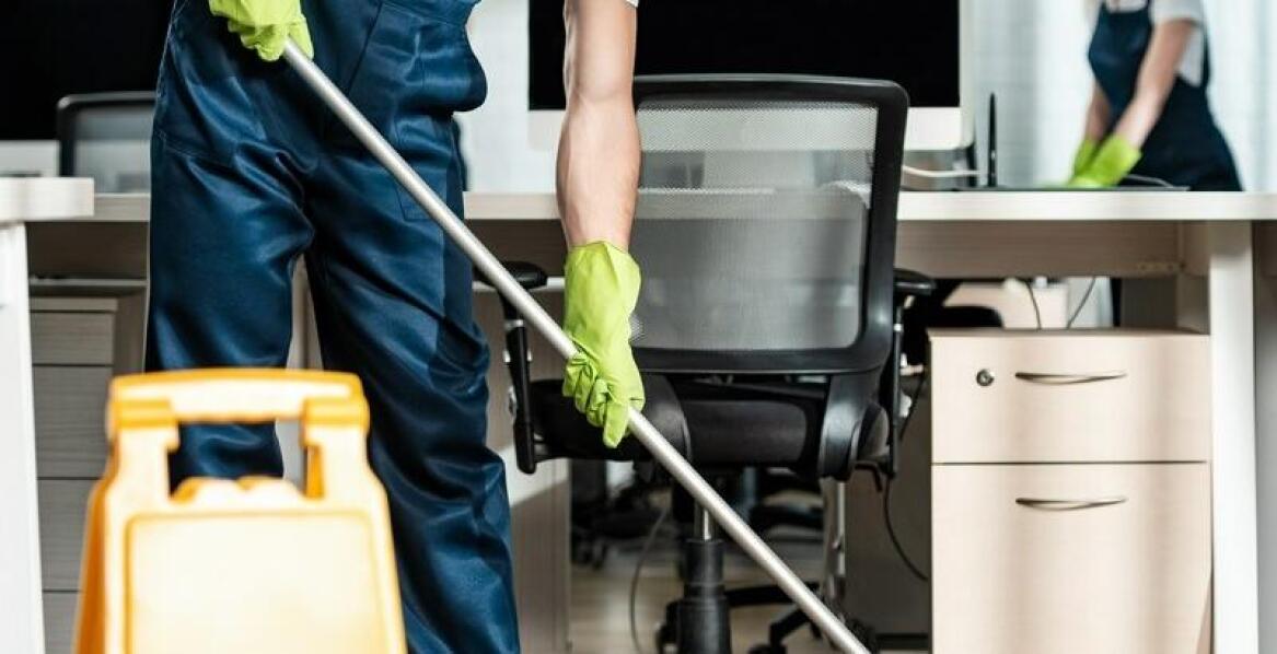 Wpływ ekologicznych środków do czystości na długowieczność biurowych wykładzin