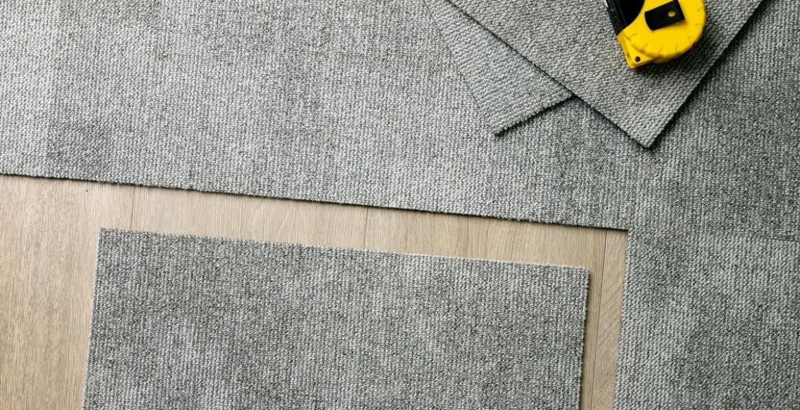 Jak odpowiednia wykładzina może poprawić akustykę w pomieszczeniach?