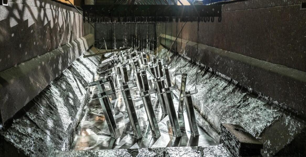 Galwaniczne cynkowanie a standardy jakości w przemyśle metalowym