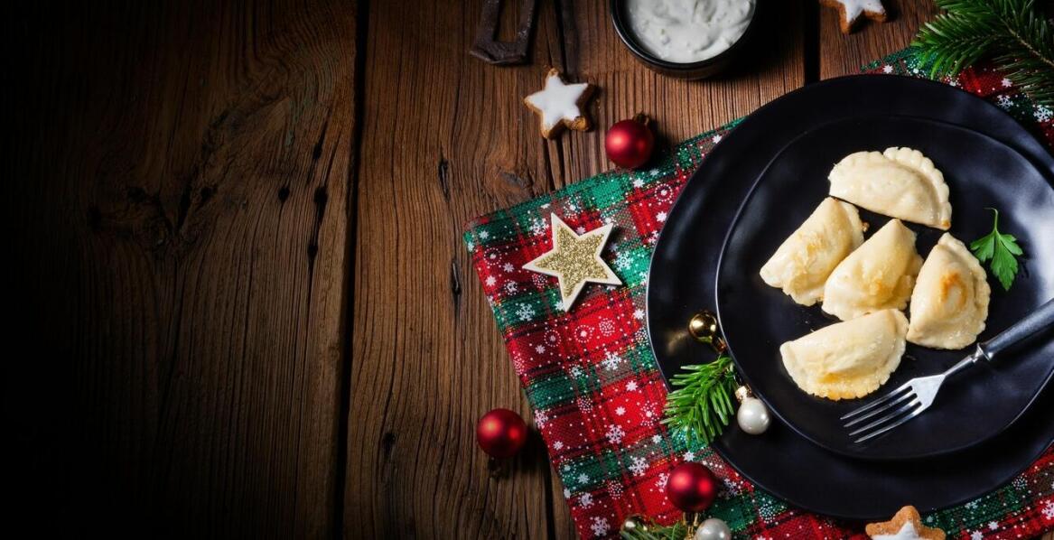 Świąteczne menu w Dworku Wymysłowo – jakie potrawy czekają na gości?