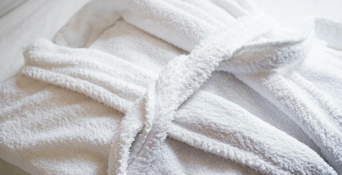 Jak wybrać idealny dziecięcy szlafrok z uszami?