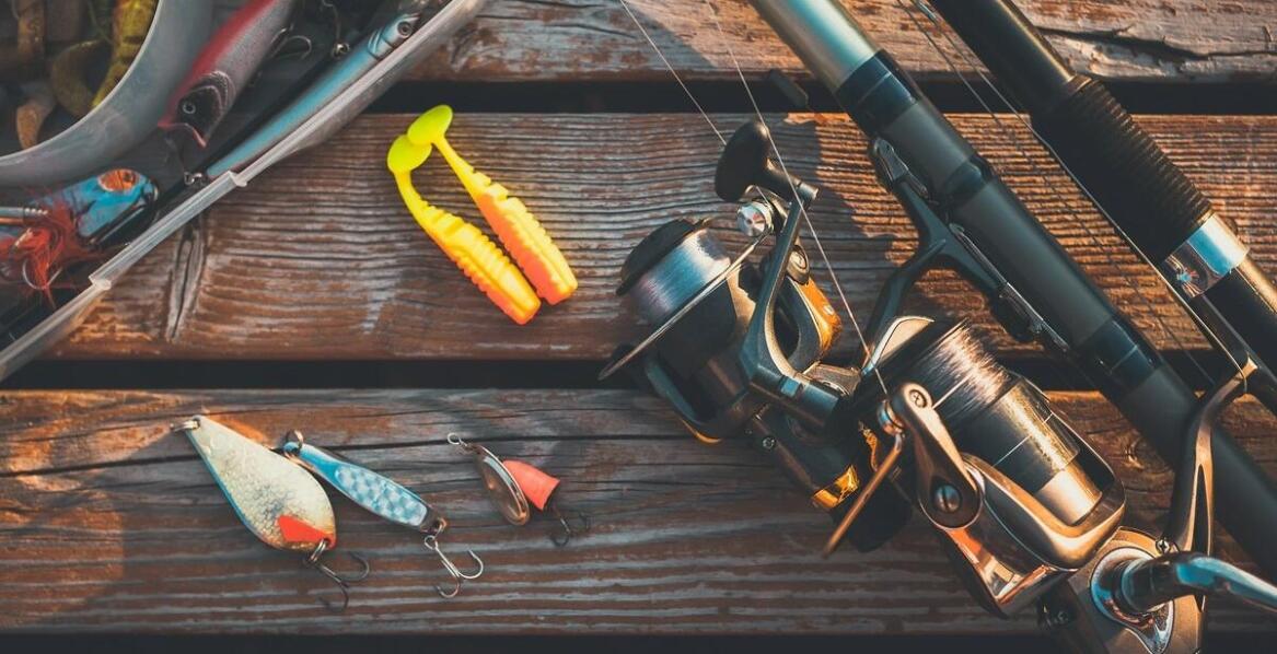 Jakie przynęty cieszą się popularnością wśród wędkarzy w Warszawie?