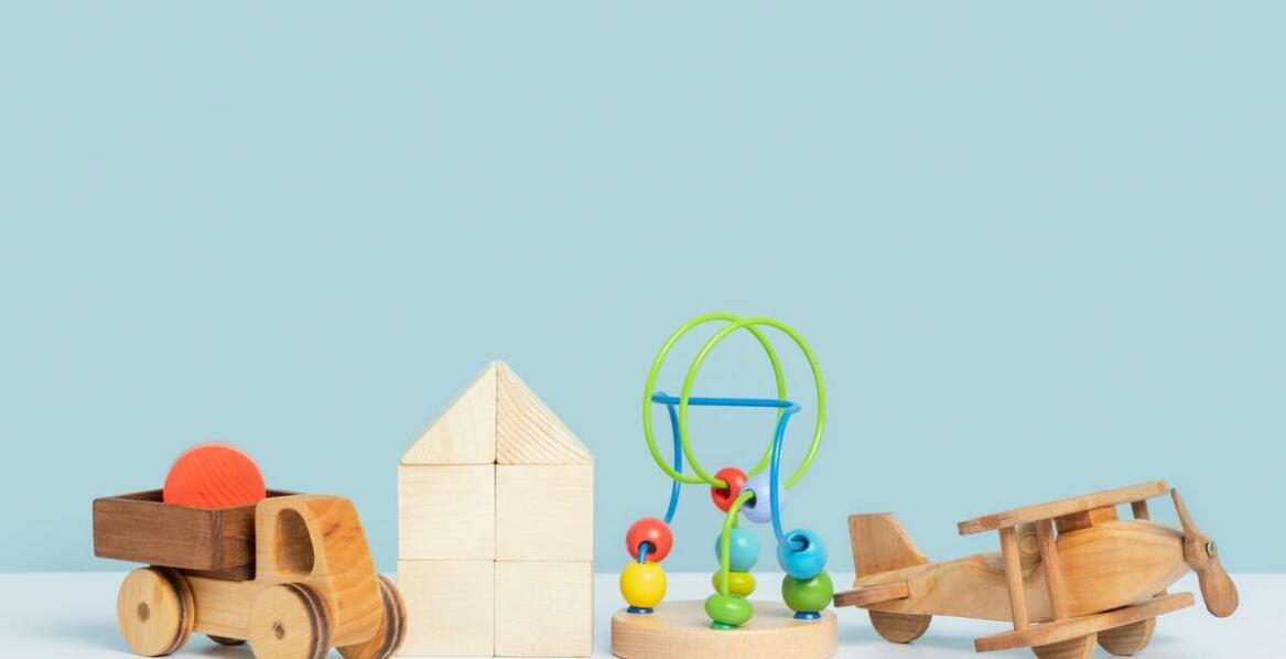 Dlaczego drewniane zabawki są bardziej przyjazne dla środowiska?
