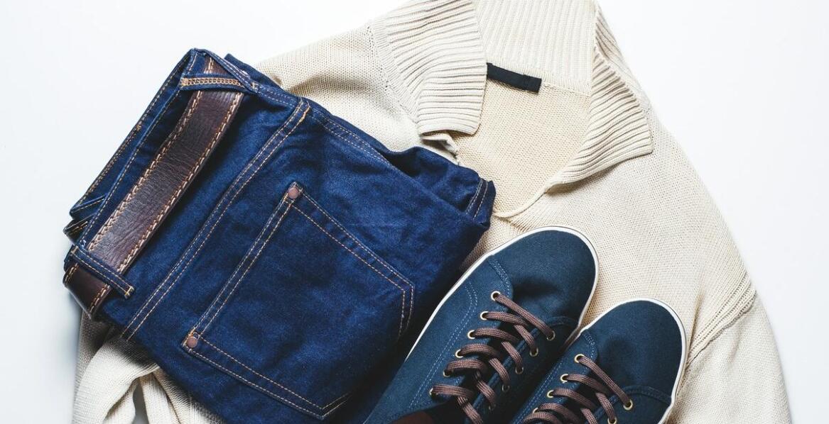 Jak dopasować sweter do reszty garderoby, aby uzyskać spójny wygląd?