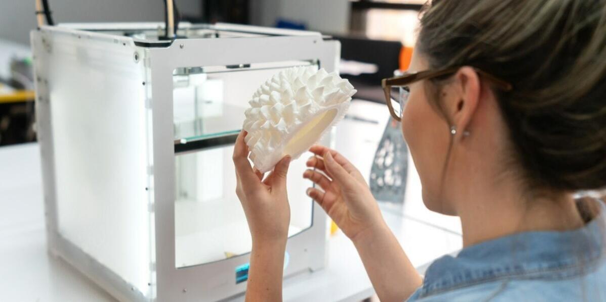 Jak drukowanie 3D wspiera projektowanie urządzeń peryferyjnych nowoczesnych?