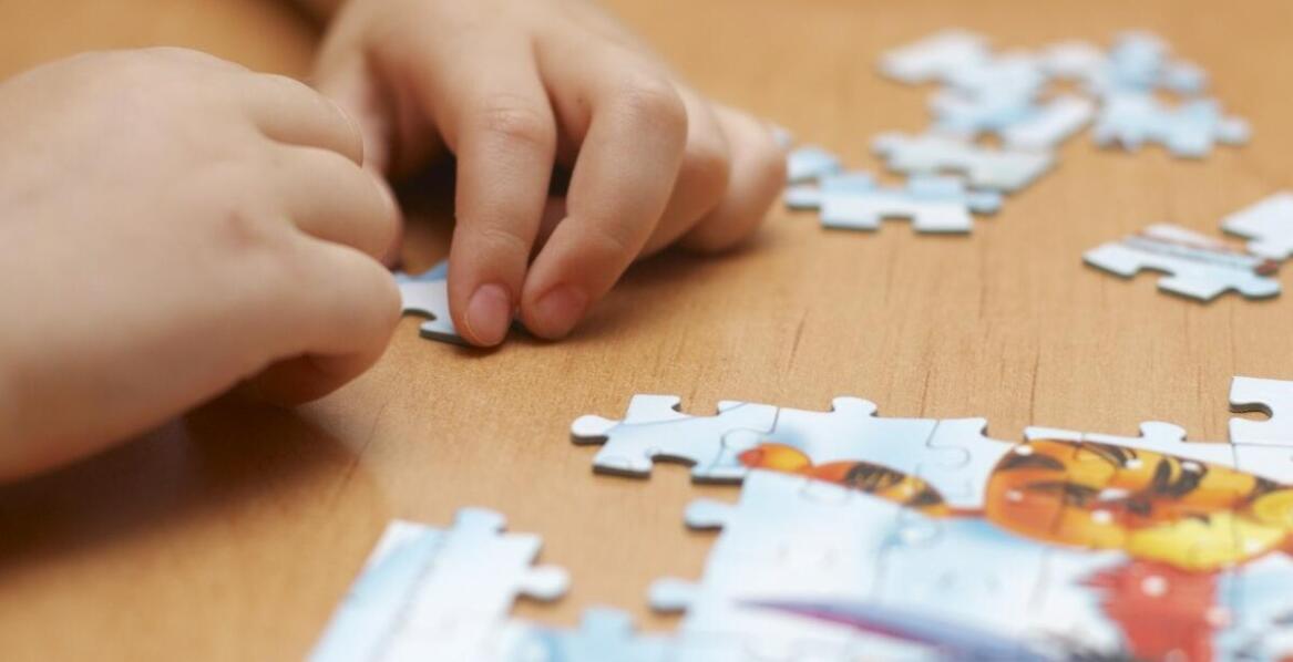 W jaki sposób Schubitrix układanki pomagają w rozwijaniu umiejętności analitycznych?