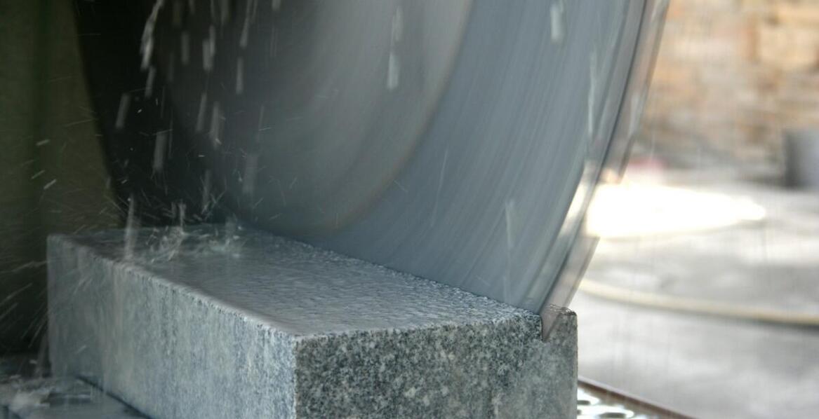 Skuteczność diamentowych tarcz w precyzyjnym cięciu kamienia – przegląd technologii