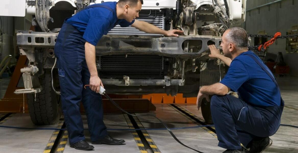 Proces instalacji siłownika do przyczepy: co trzeba uwzględnić?