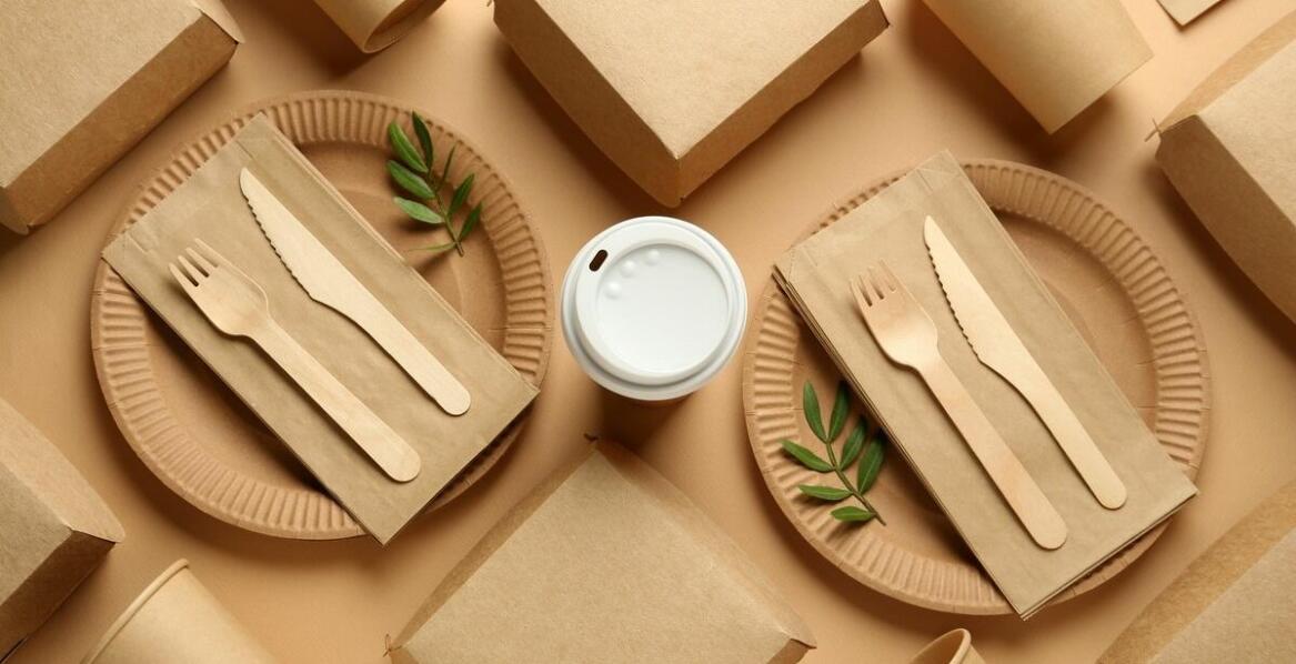 Tekturowe rurki jako część strategii zero waste w gastronomii