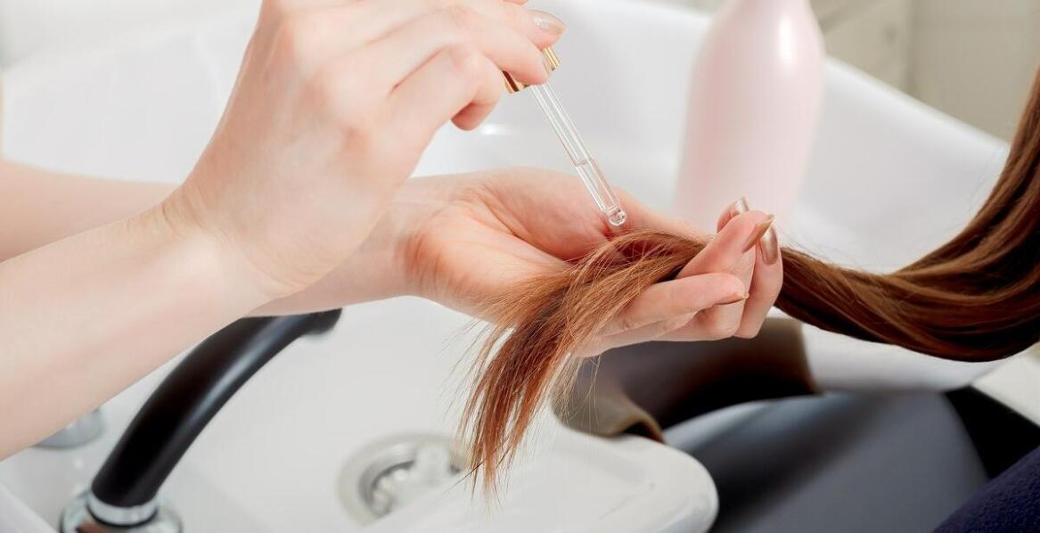 Zastosowanie nowoczesnych aktywnych składników w kosmetykach do włosów