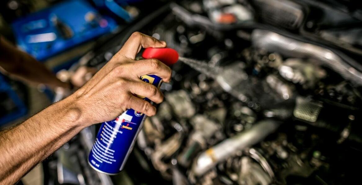 Przewodnik po używaniu sprayu bike do odświeżania wyglądu motocykla