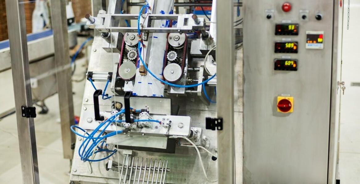 Rola zaawansowanej technologii w zwiększaniu efektywności maszyn do dmuchania optycznych włókien