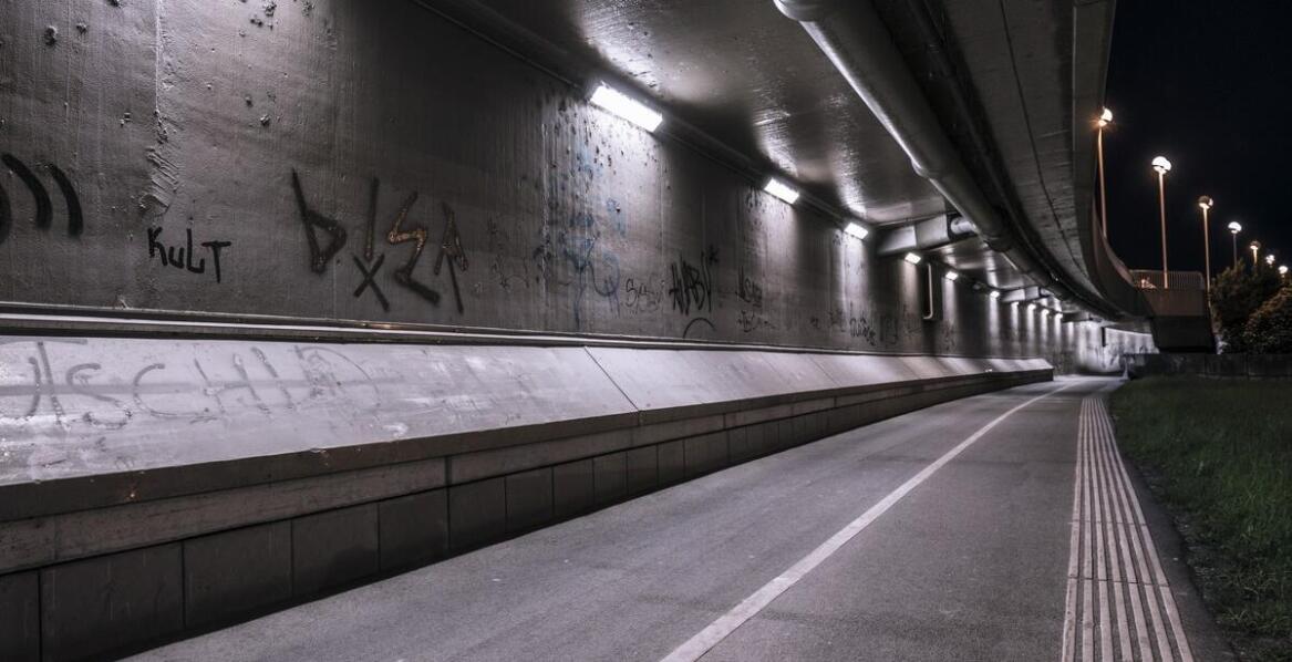 Rola oznakowania podziemnych przejść w ochronie miejskiego środowiska