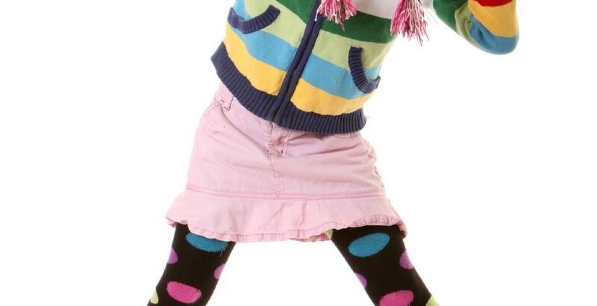 Najlepsze komplety dla dziewczynek z czapeczkami na sezon przejściowy