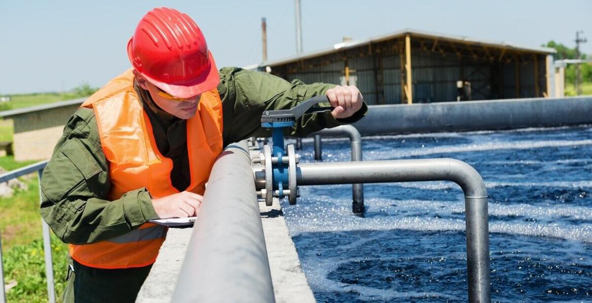 Przerabianie szamba na oczyszczalnię a prawne wymagania