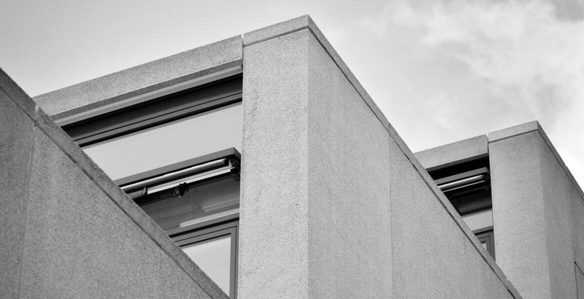 Czarno-biała fotografia a współczesne artystyczne trendy – co warto wiedzieć?