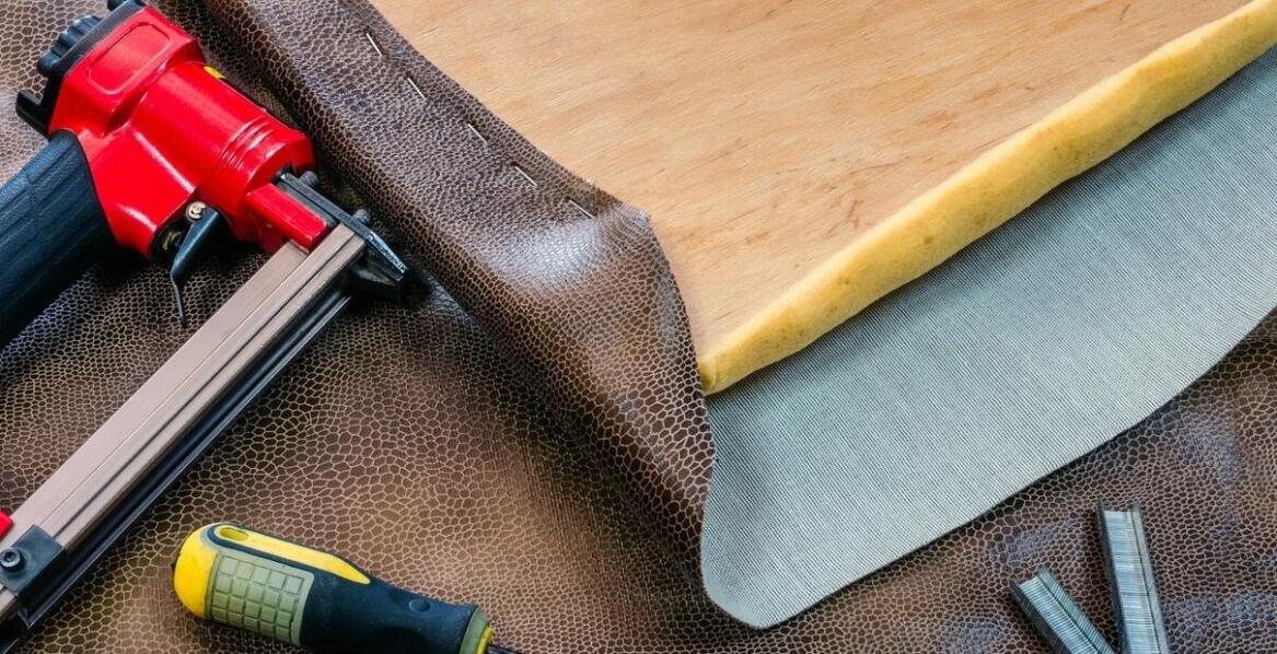 Dlaczego warto zlecić tapicerowanie wnętrza łodzi profesjonalistom?