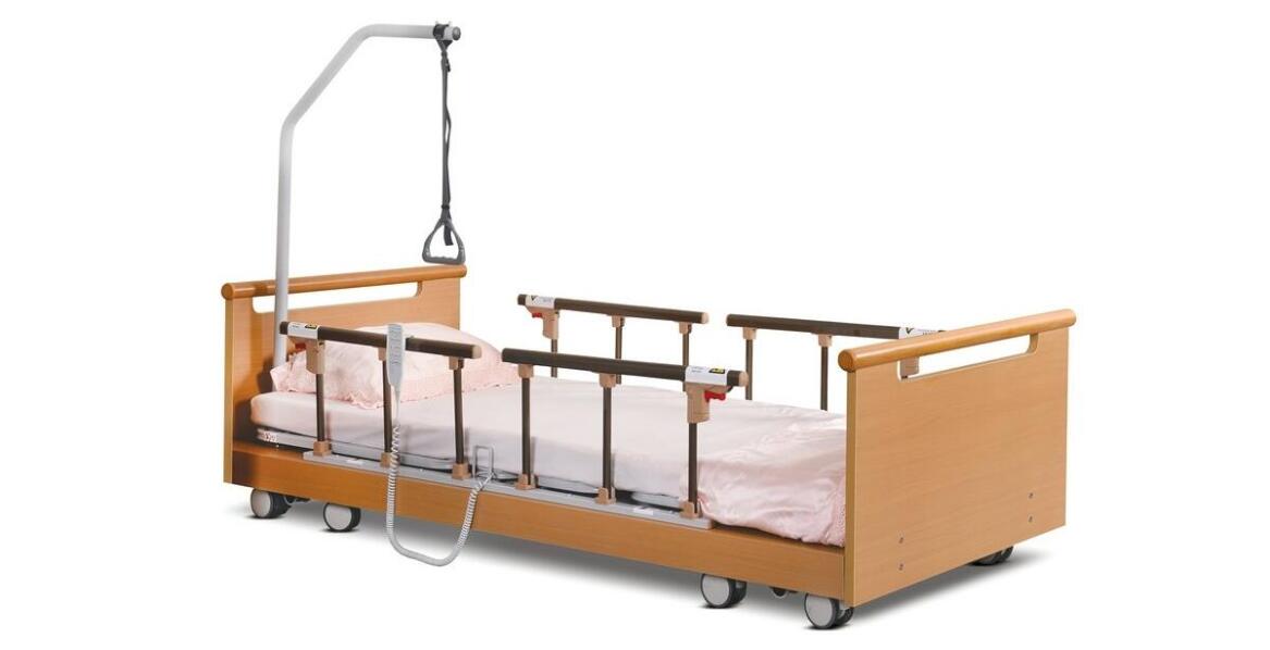 Jak wynajem rehabilitacyjnych łóżek wspiera proces leczenia w domu?