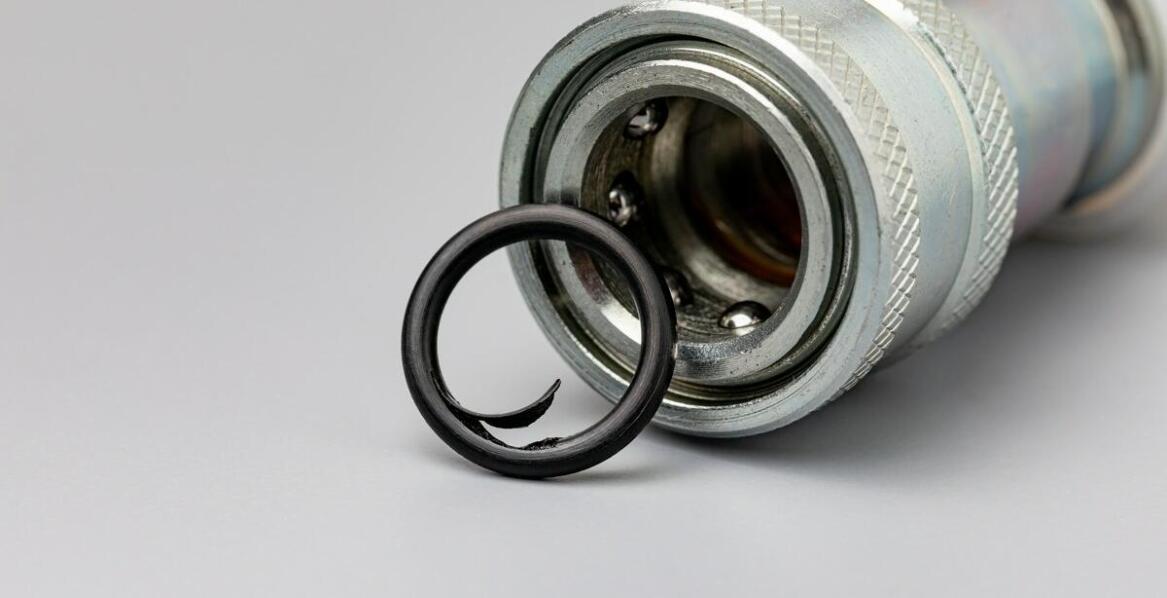 Wpływ materiału elastycznych sprzęgieł na ich trwałość i wydajność