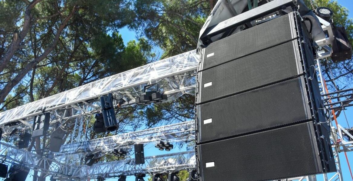 Wynajem sprzętu do eventów marketingowych: co warto wiedzieć?