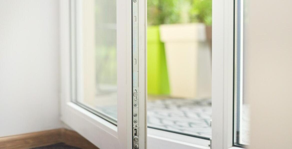 Drzwiowe moskitiery – estetyka i praktyczność w jednym rozwiązaniu