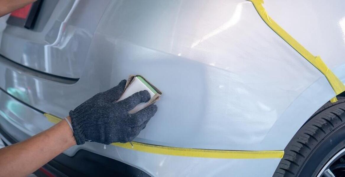 Blacharnia i lakiernia dla Opla: usługi dostępne w Krakowie