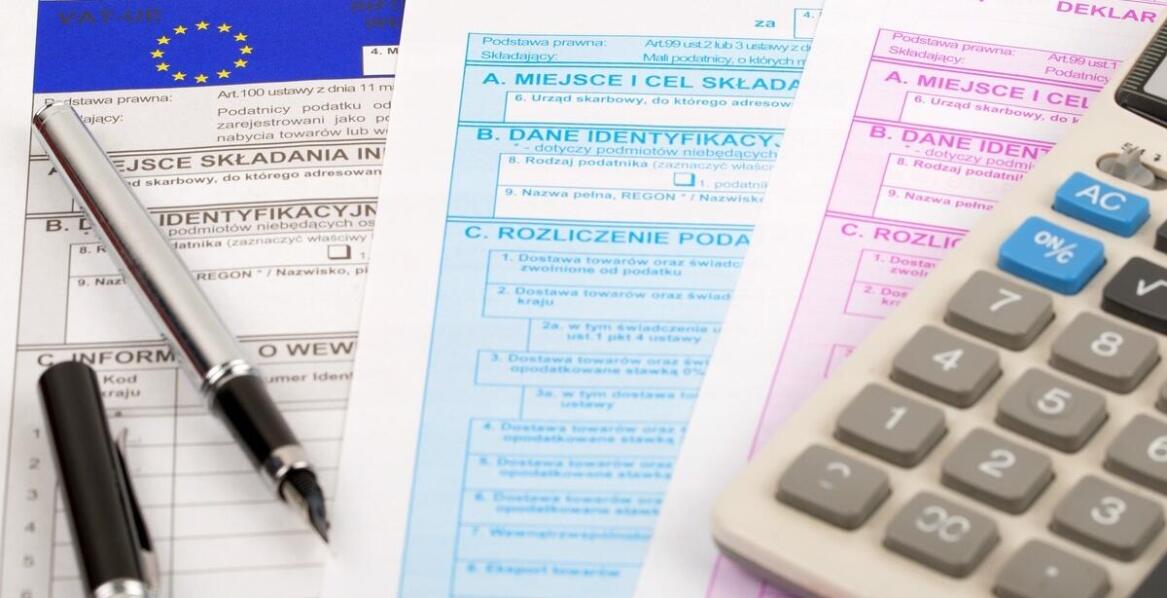 Jakie są zasady rezygnacji z zarezerwowanego terminu na przyjęcie urodzinowe?