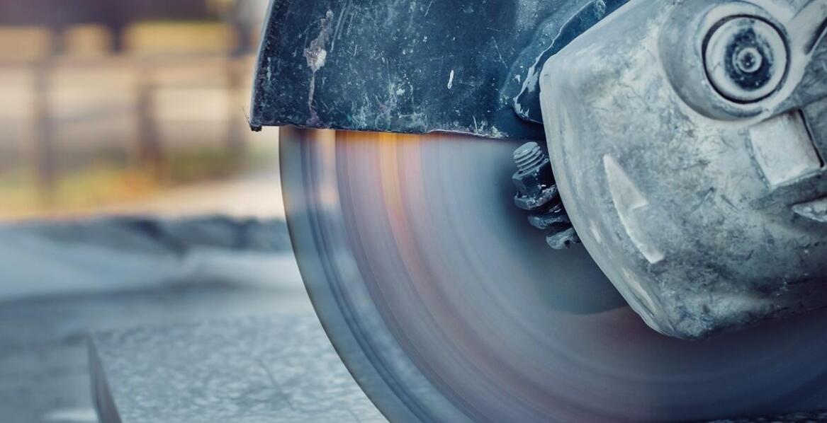 Zastosowanie diamentowych tarcz w cięciu asfaltu