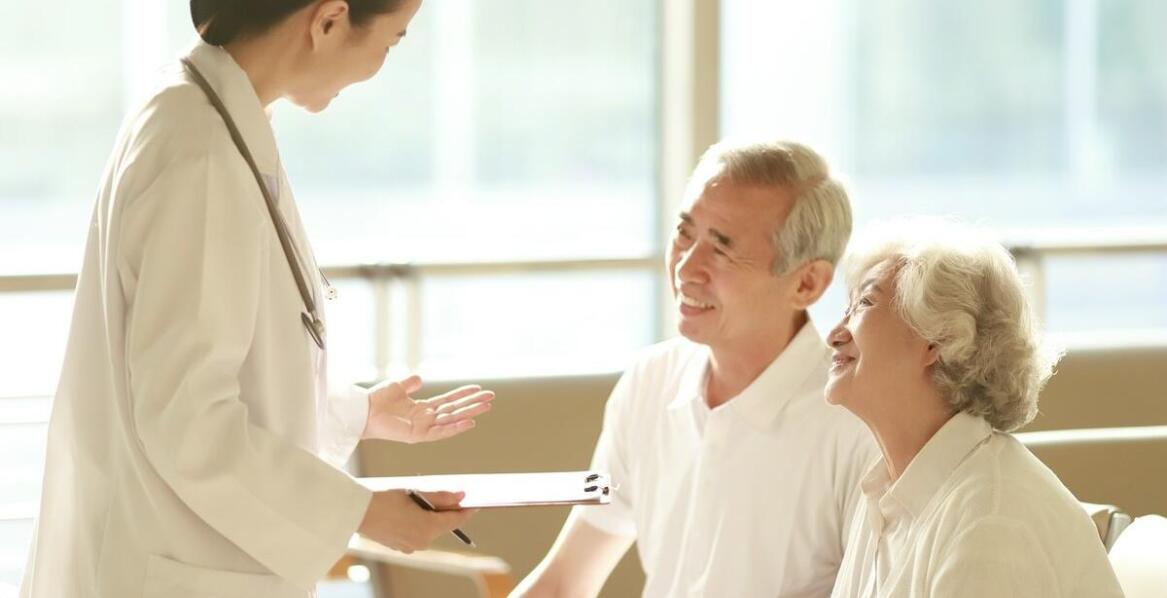 Zalety długoterminowej opieki w domach spokojnej starości