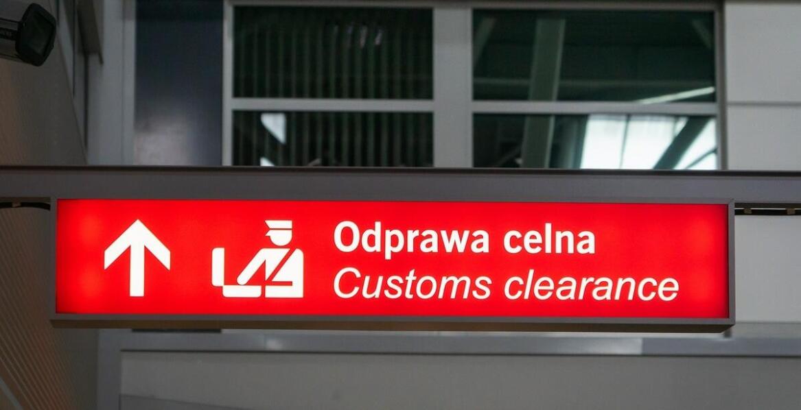 Usługi celne w Warszawie: jakie korzyści przynosi współpraca z naszą agencją?
