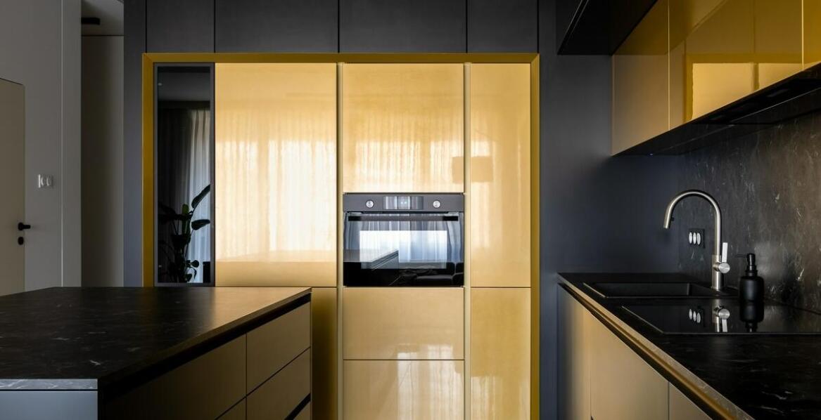 Zastosowanie galwanicznego złocenia w projektowaniu nowoczesnych wnętrz