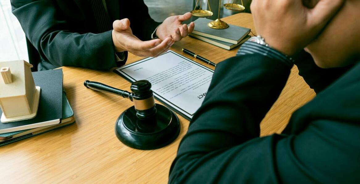 Rola adwokata w przedrozwodowych negocjacjach – na co zwrócić uwagę?